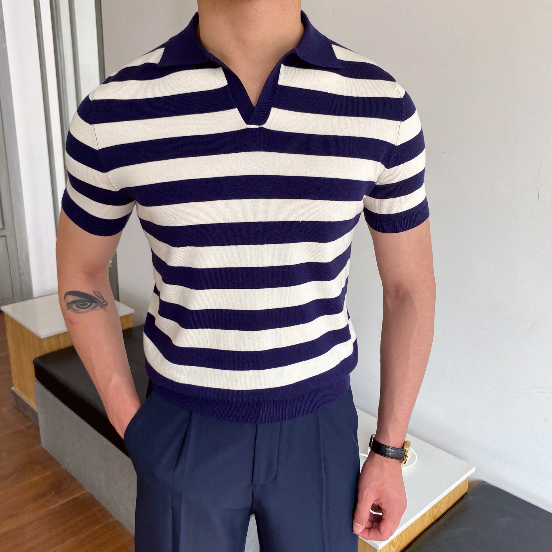 Vannes V-Neck Striped Polo